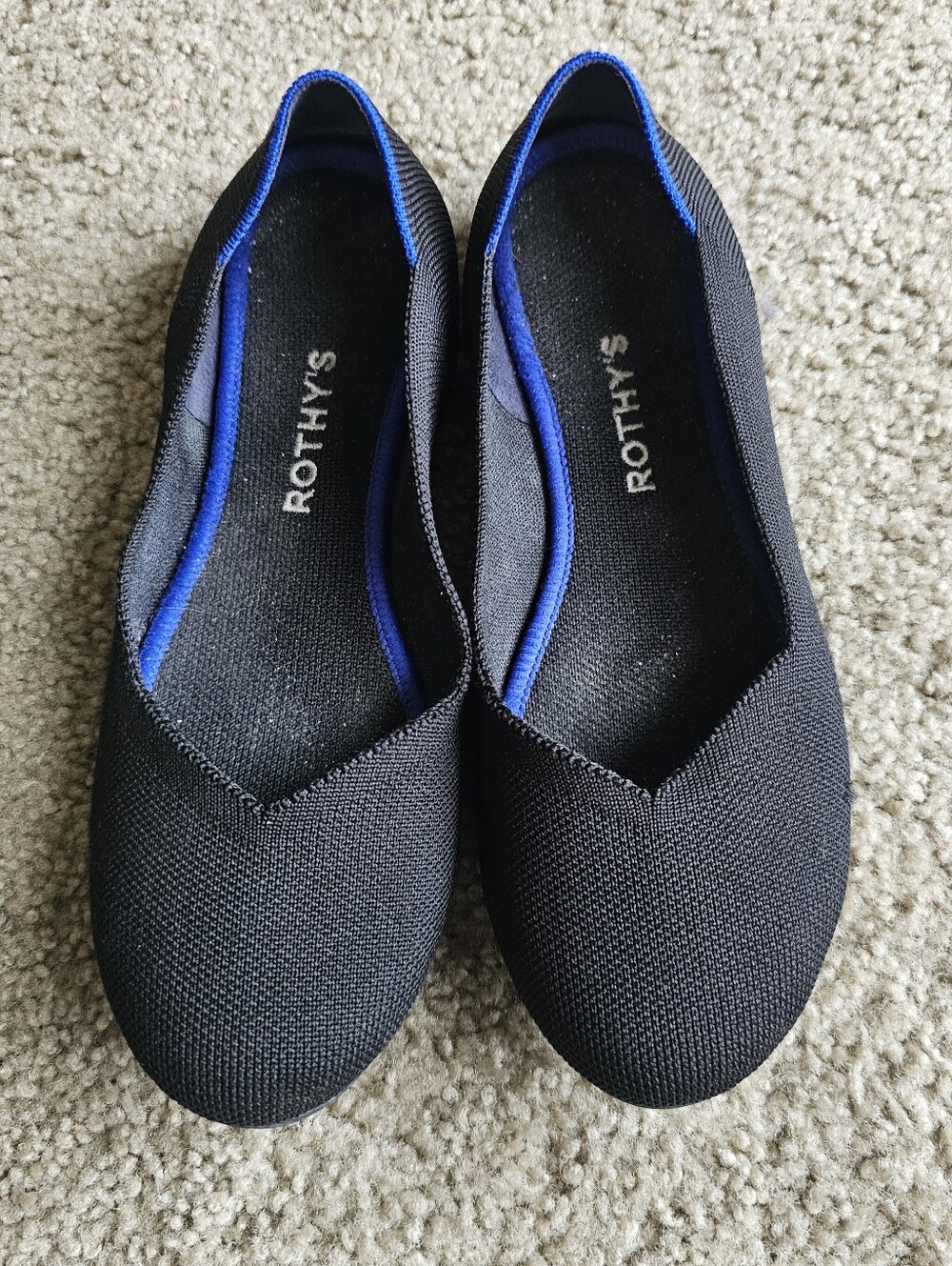 Rothys Size 8.5 Black The Flat Round Toe Flats